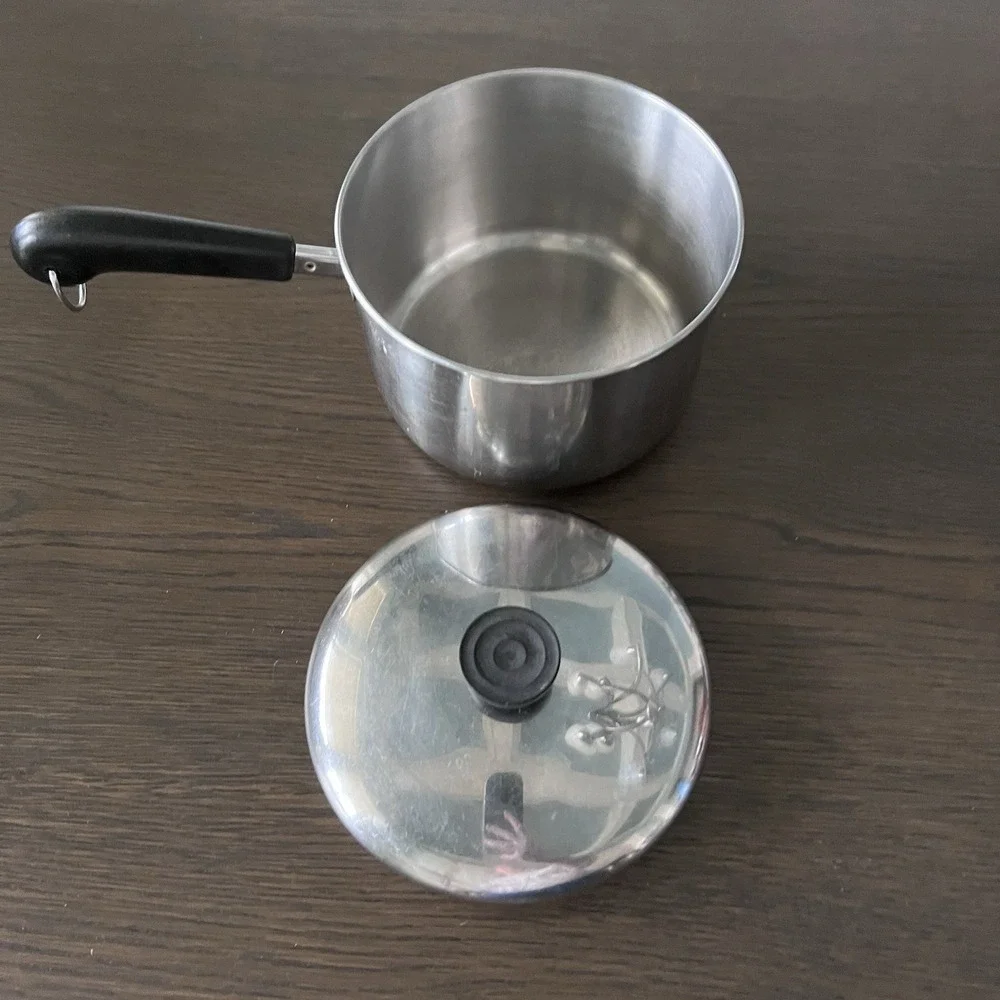 Revere Ware 1801 Solid Stainless Steel Bottom 3 Quart Sauce Pan Pot w/Lid Vtg